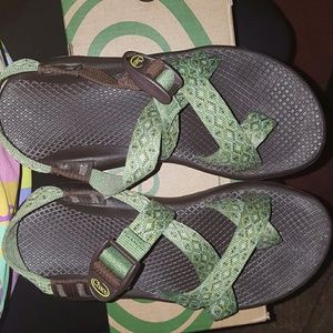 Chaco Z2 green sandals, size 6/size 37